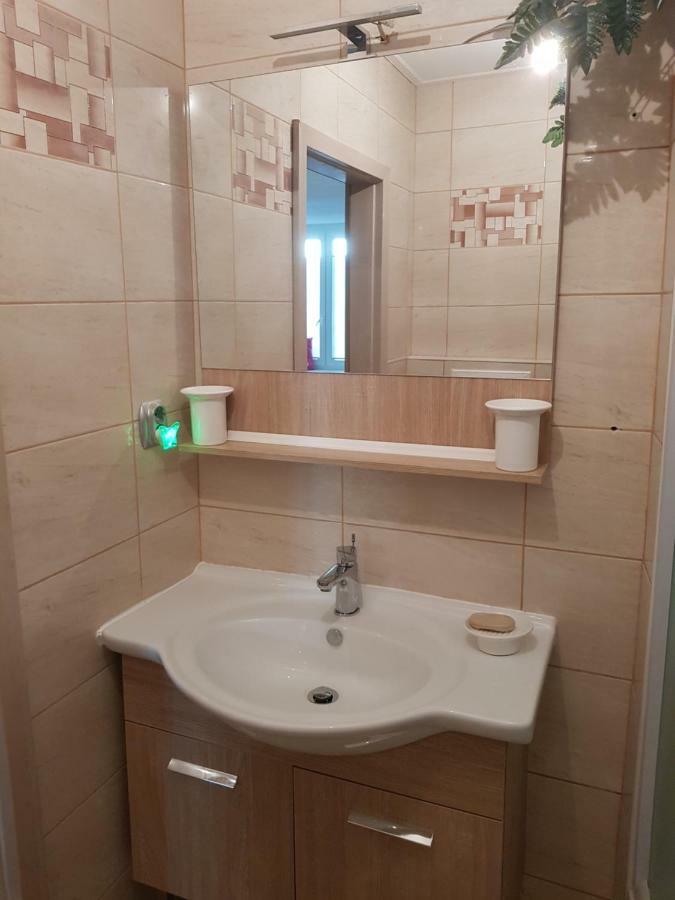 Happyguest Apartment Κόπερ Εξωτερικό φωτογραφία